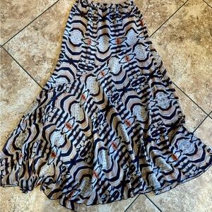 Women Moda International Maxi Skirt Jungle Print Size 4